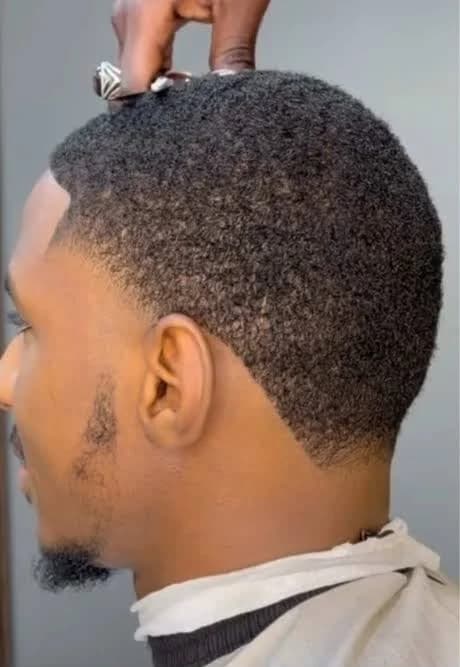 Kunmi Cuts — Barber